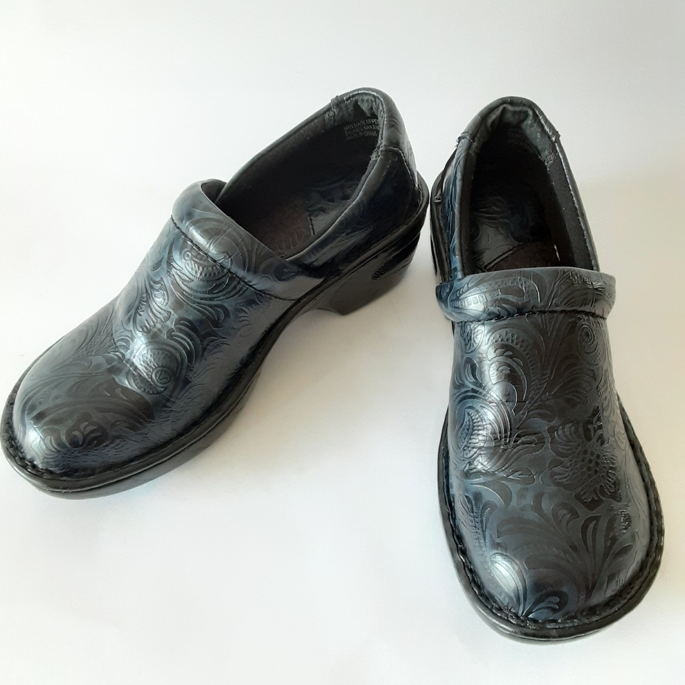 B.O.C. Faux Tooled leather Dutch style clo…